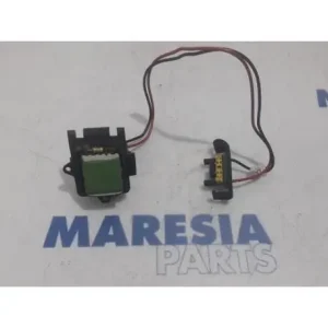 Weerstand interieurventilatie RENAULT Trafic II Kasten (FL) Nieuwe Collectie