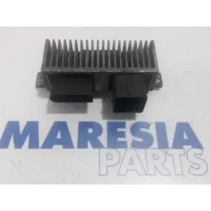 Relais gloeisysteem (voorverwarmen) RENAULT TRAFIC III Van (FG_) Goedkoop