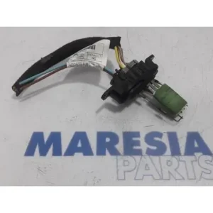 Weerstand interieurventilatie RENAULT Master III Pritsche/Fahrgestell (EV, HV, UV) Handgemaakt