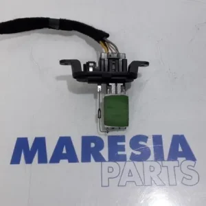 Weerstand interieurventilatie RENAULT Master III Kasten (FV) Superprijs