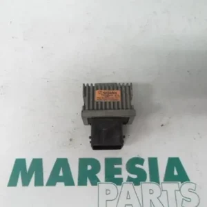 Relais gloeisysteem (voorverwarmen) PEUGEOT PARTNER Box Body/MPV Weekendaanbieding