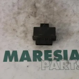 Relais gloeisysteem (voorverwarmen) PEUGEOT EXPERT Van (222) Origineel