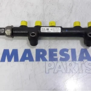 Populair Verstuiverhouder PEUGEOT PARTNER Box Body/MPV