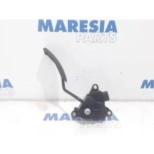 Sensor gaspedaalpositie RENAULT KANGOO / GRAND KANGOO (KW0/1_) Koop Online