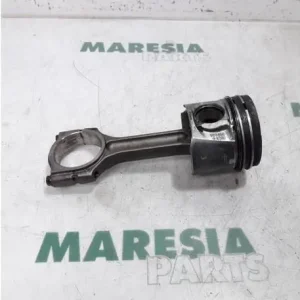 Zuiger OPEL Movano B Bus (--), OPEL Movano B Kasten (--), OPEL Movano B Pritsche/Fahrgestell (--) Voordeelprijs