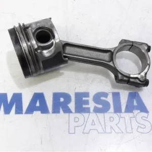 Handgemaakt Zuiger DACIA DOKKER Express Box Body/MPV