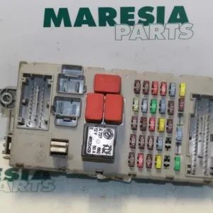 Ambachtelijk Zekeringkast FIAT Ducato Kasten (250, 290)