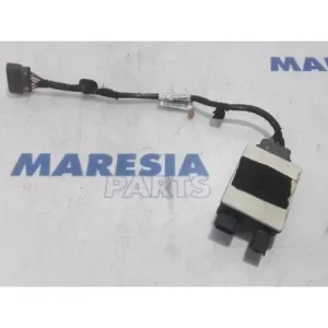 Bestel Nu Regeleenheid RENAULT Master III Kasten (FV)