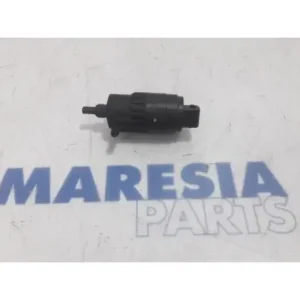 Handgemaakt Reinigingsvloeistofsproeier FIAT FIORINO Box Body/MPV (225_), FIAT QUBO (225_)