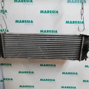 Interkoeler tussenkoeler RENAULT Trafic II Kasten (FL) Speciale Aanbieding