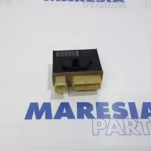 Ruitenwisserregelinterval Relais CITROËN BERLINGO Box Body/MPV (B9) Budget