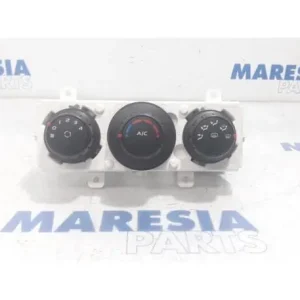 Rechtstreeks Van De Fabrikant Bedieningselement verwarming & ventilatie RENAULT Master III Kasten (FV)