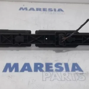 Achterlicht RENAULT Master III Pritsche/Fahrgestell (EV, HV, UV) Gratis Retour