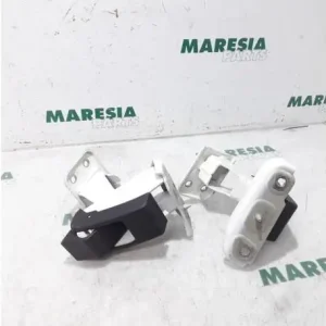 Op = Op Deurscharnier PEUGEOT EXPERT Van (VF3A_, VF3U_, VF3X_)