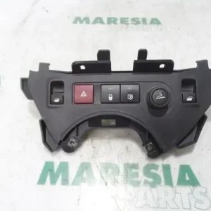 Balie PEUGEOT PARTNER Box Body/MPV Topkwaliteit