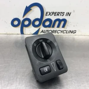 Op = Op Lichtschakelaar SAAB 9-5 Estate (YS3E)
