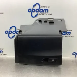 Handschoenenvak AUDI A4 (8W2, 8WC, B9), AUDI A4 (8K2, B8) In De Mode