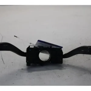 Stuurkolomschakelaar VW POLO (9N_), VW POLO Saloon (9A4, 9A2, 9N2, 9A6) Gratis Retour