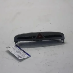 Uitverkoop Schakelaar voor Alarmlicht PEUGEOT 308 I (4A_, 4C_), PEUGEOT 308 SW I (4E_, 4H_)